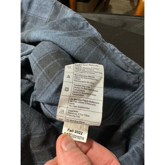 Carhartt Loose Fit Heavyweight Flannel Shirt Blue Size Large Plaid Fall Western - Picture 7 of 12